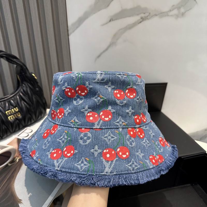 LV Hat dx (1113)