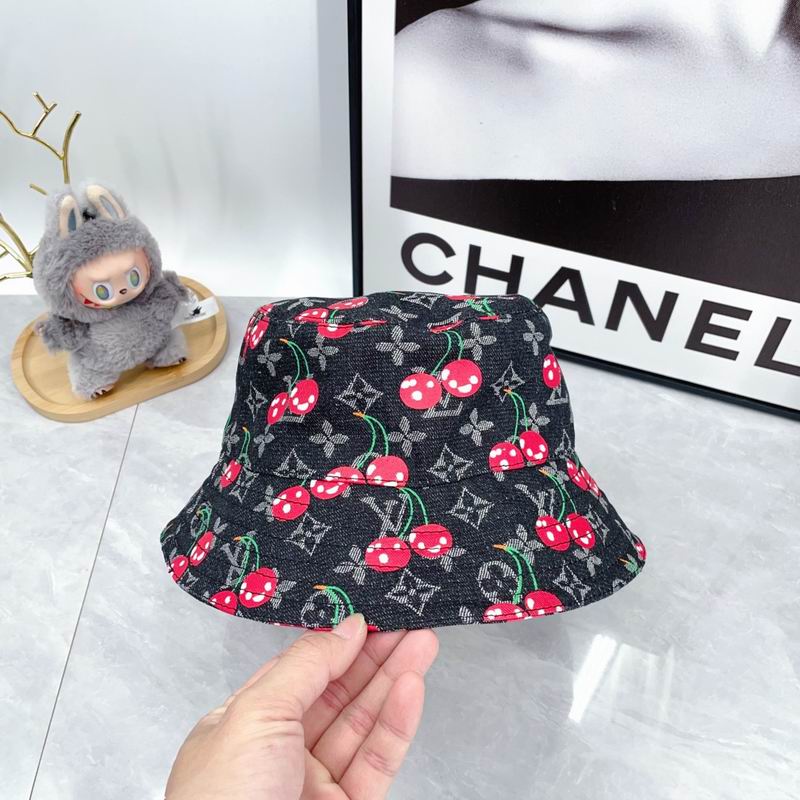 LV Hat dx (1674)