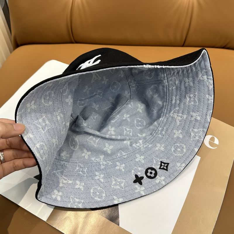LV Hat dx (2265)