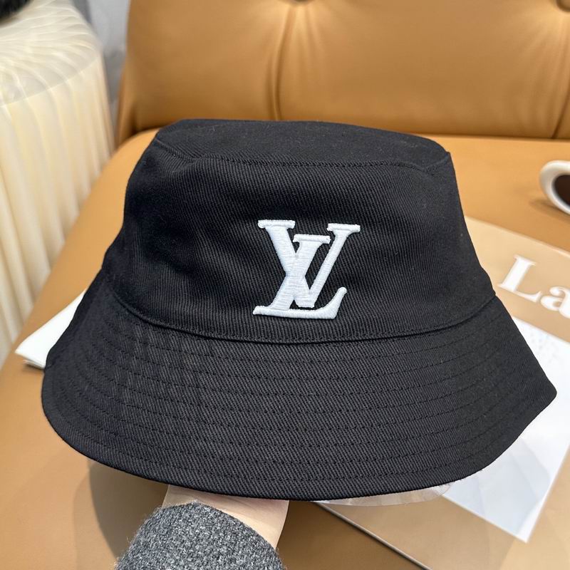 LV Hat dx (2267)