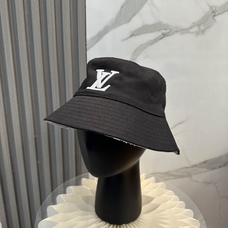 LV Hat dx (2268)