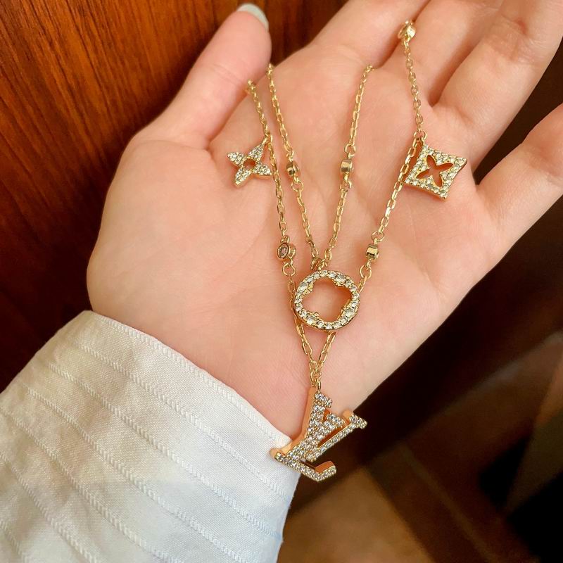 LV Necklace 03yxs168 (1)