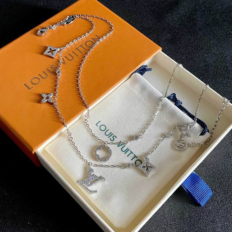 LV Necklace 03yxs168 (12)