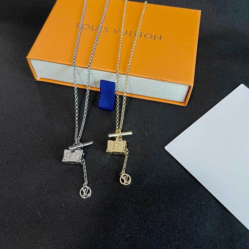 LV Necklace 03yxs172 (2)