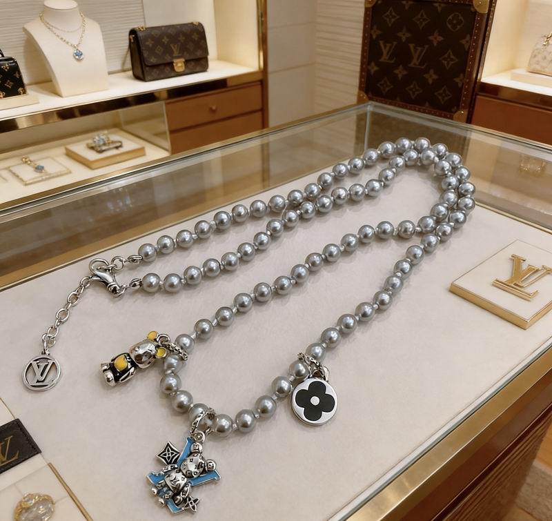 LV Necklace 03yxs189 (3)