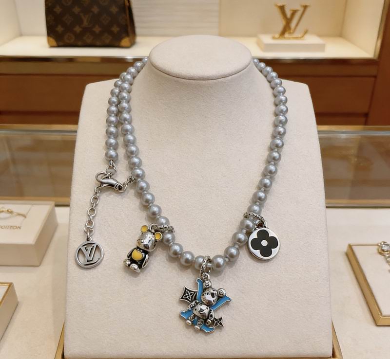 LV Necklace 03yxs189 (6)