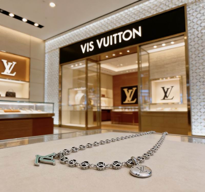 LV Necklace 03yxs195 (4)