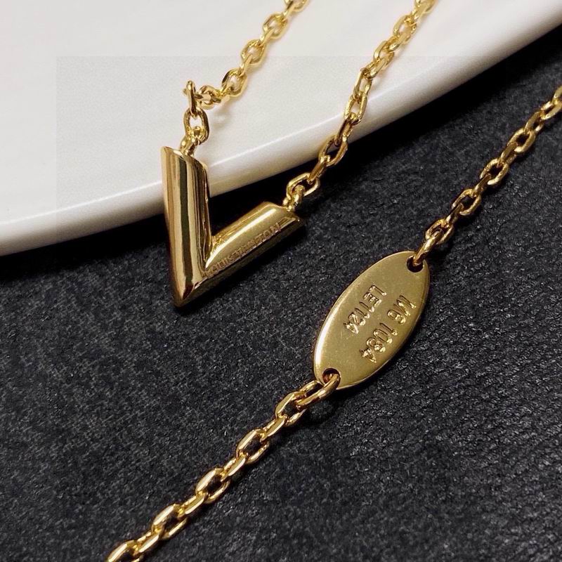 LV Necklace 03yxs197 (7)