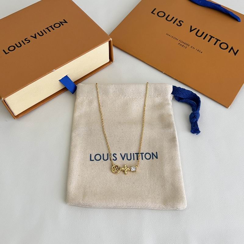 LV Necklace 03yxs198 (2)
