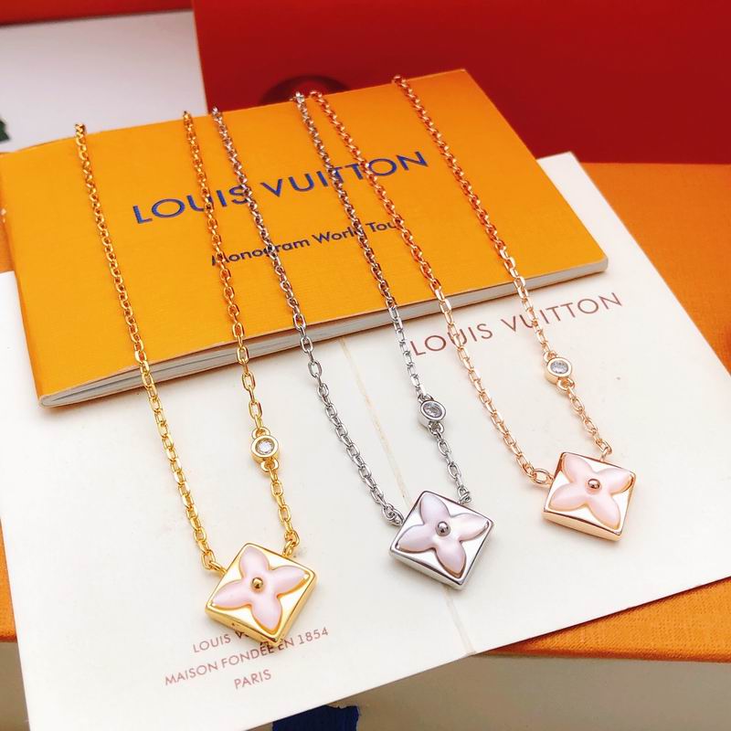 LV Necklace 03yxs207 (4)