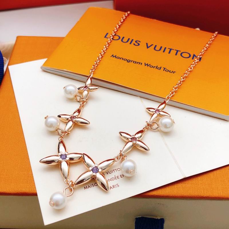 LV Necklace 03yxs208 (2)