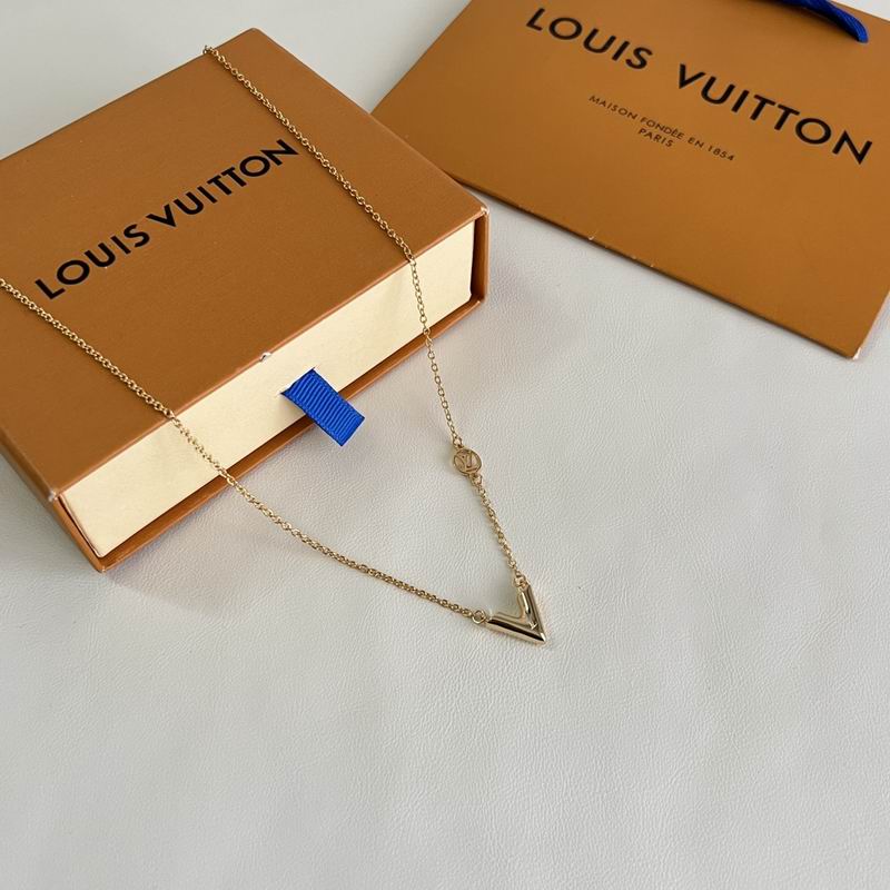 LV Necklace 03yxs214 (10)