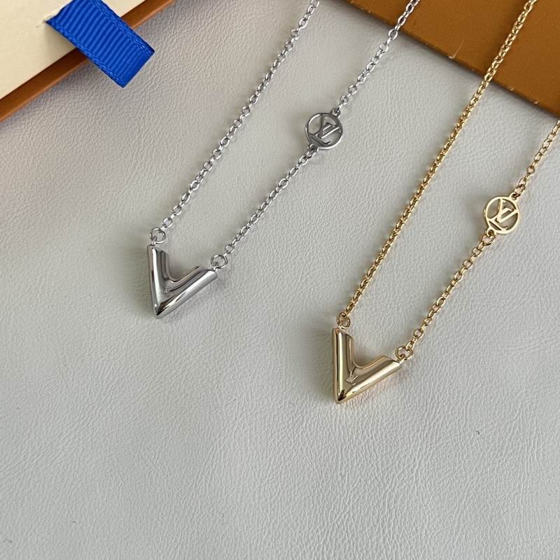 LV Necklace 03yxs214 (13)