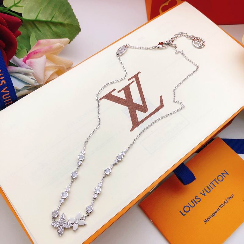 LV Necklace 03yxs220 (11)