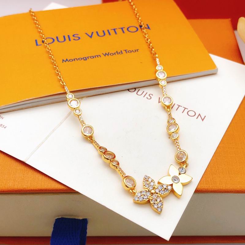 LV Necklace 03yxs220 (2)