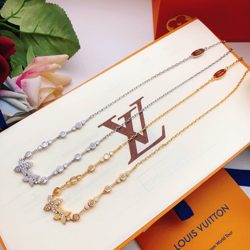 LV Necklace 03yxs220 (5)