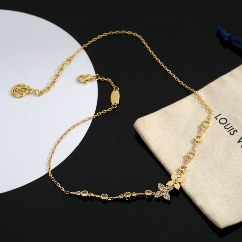 LV Necklace 03yxs232 (6)