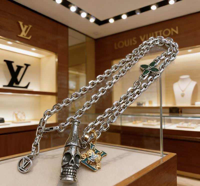 LV Necklace 03yxs241 (4)