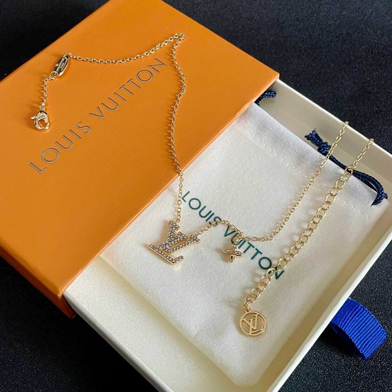 LV Necklace 03yxs250 (12)