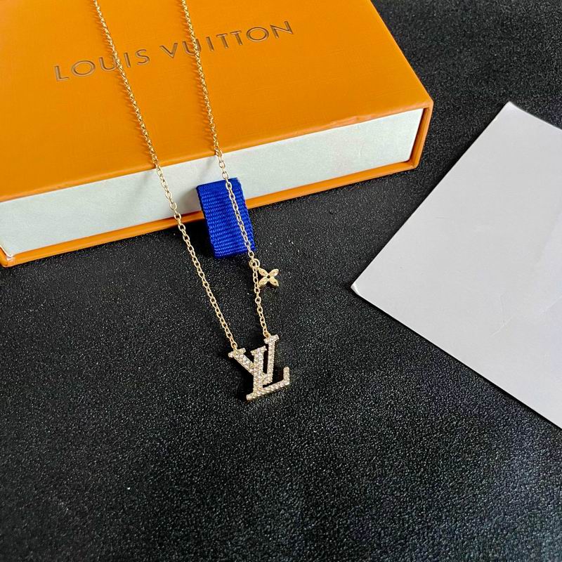 LV Necklace 03yxs250 (8)