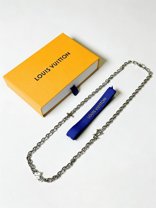 LV Necklace 03yxs266 (7)