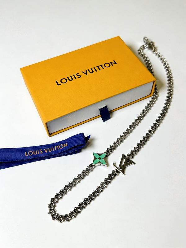 LV Necklace 03yxs269 (3)