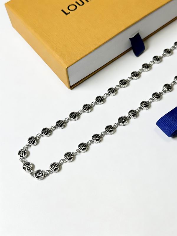 LV Necklace 03yxs270 (4)