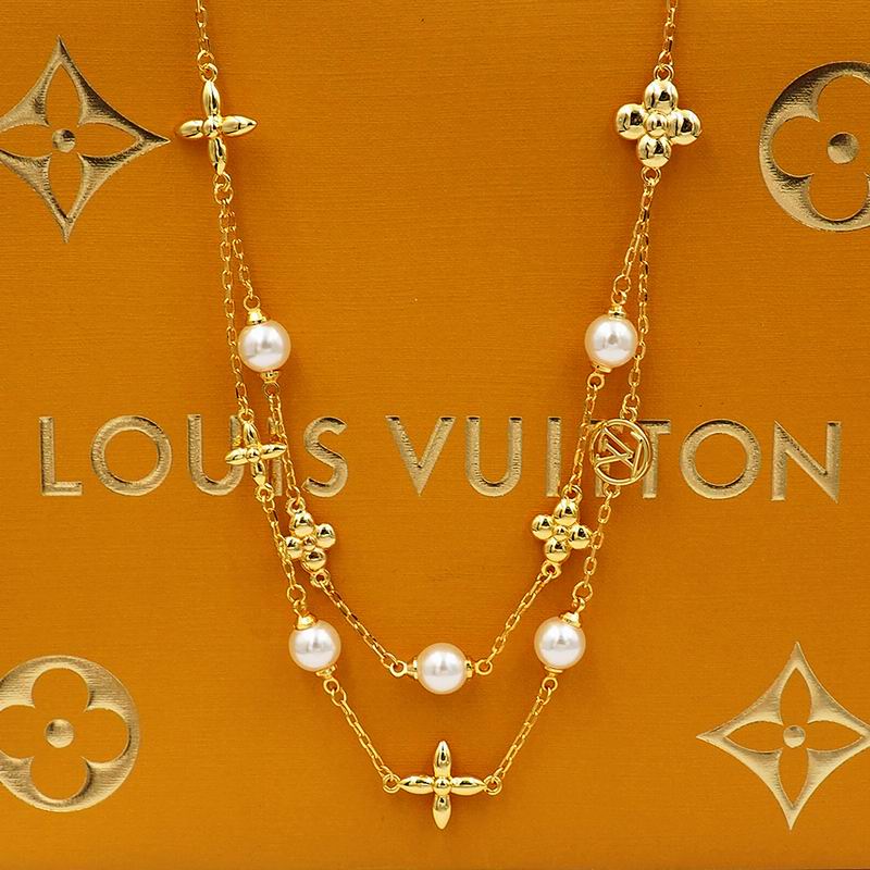 LV Necklace 03yxs279 (4)