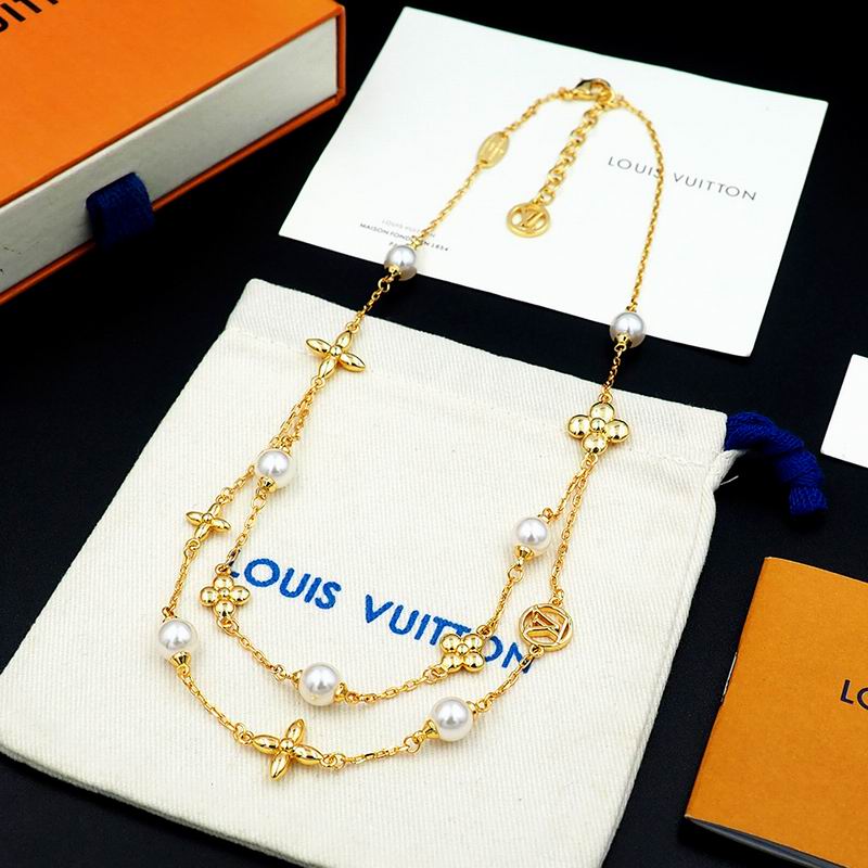 LV Necklace 03yxs279 (7)