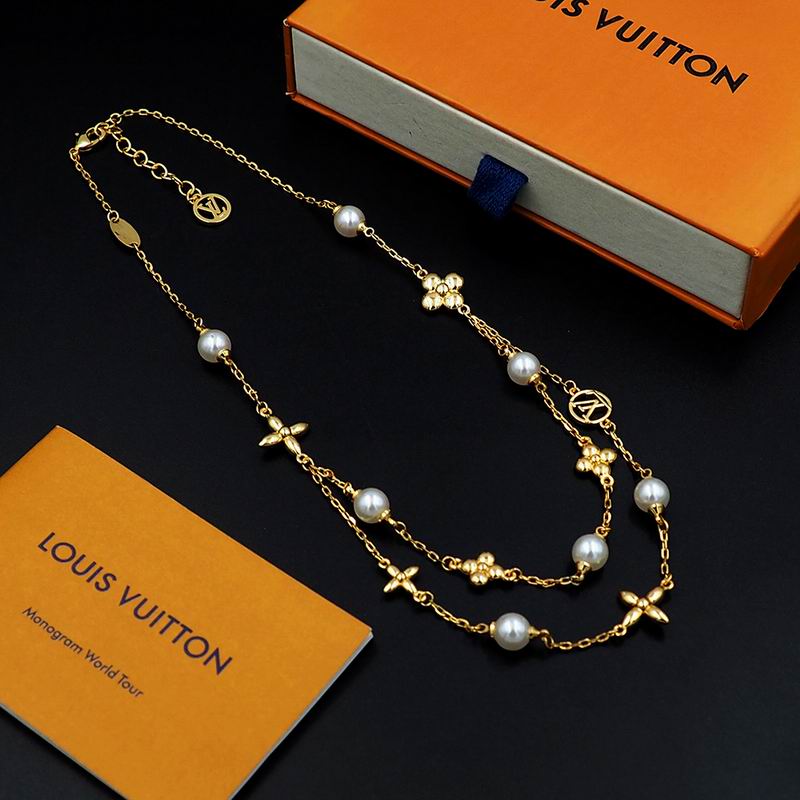 LV Necklace 03yxs279 (8)