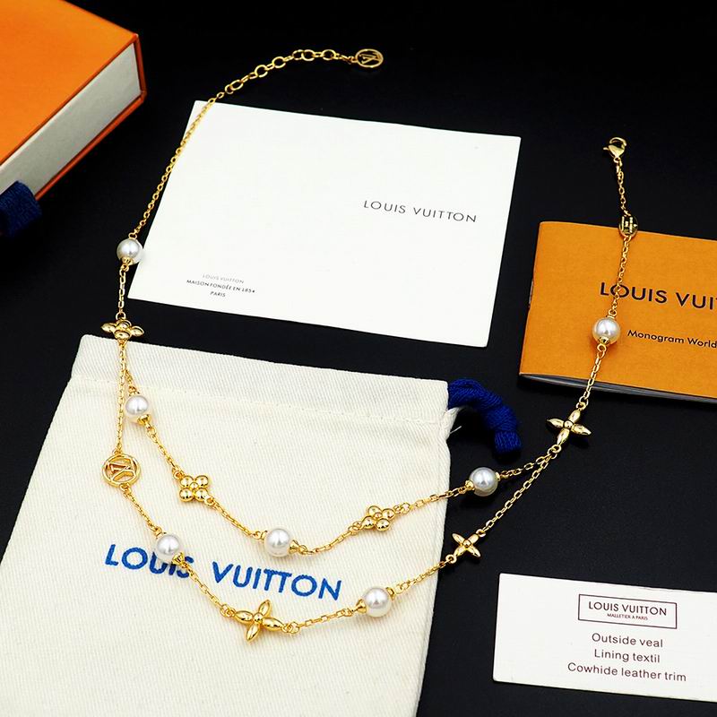 LV Necklace 03yxs279 (9)