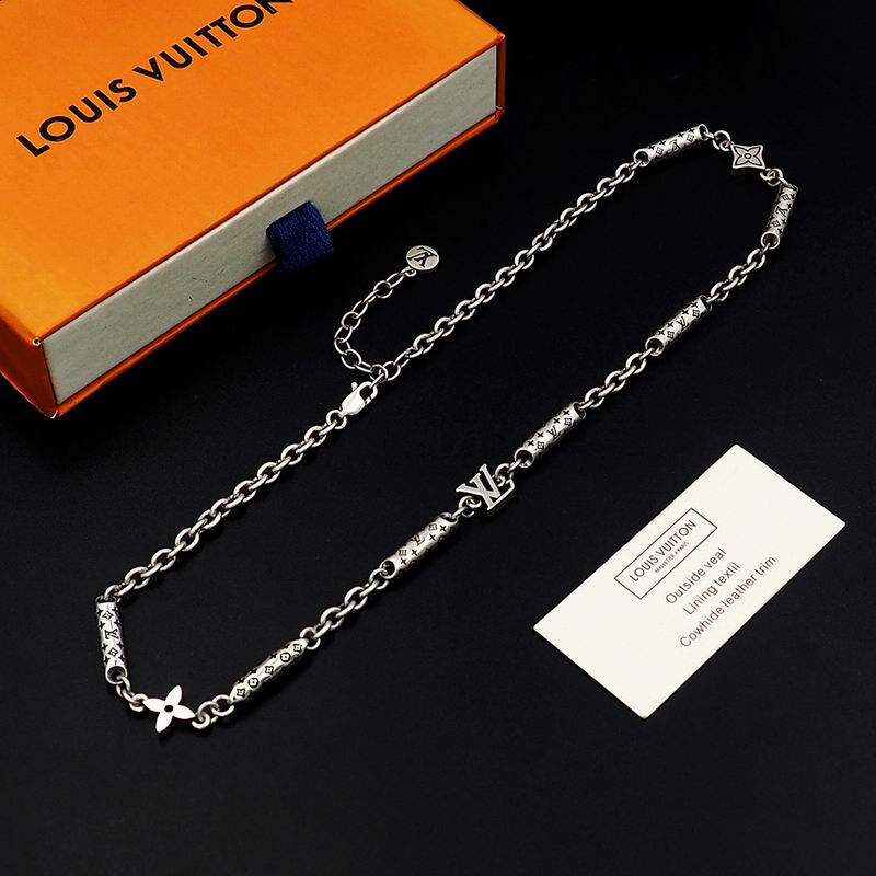 LV Necklace 04yxs291 (9)