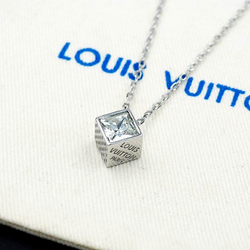 LV Necklace 04yxs292 (10)