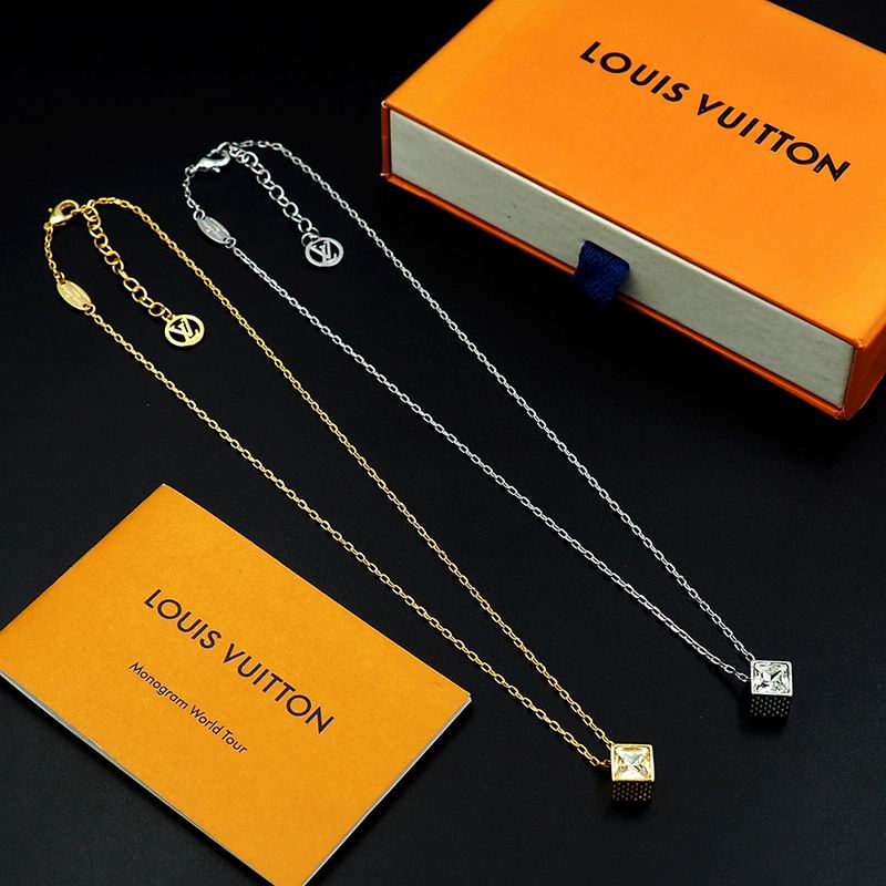 LV Necklace 04yxs292 (14)