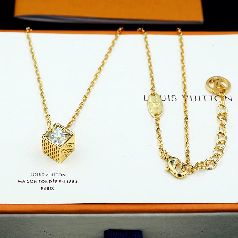 LV Necklace 04yxs292 (21)