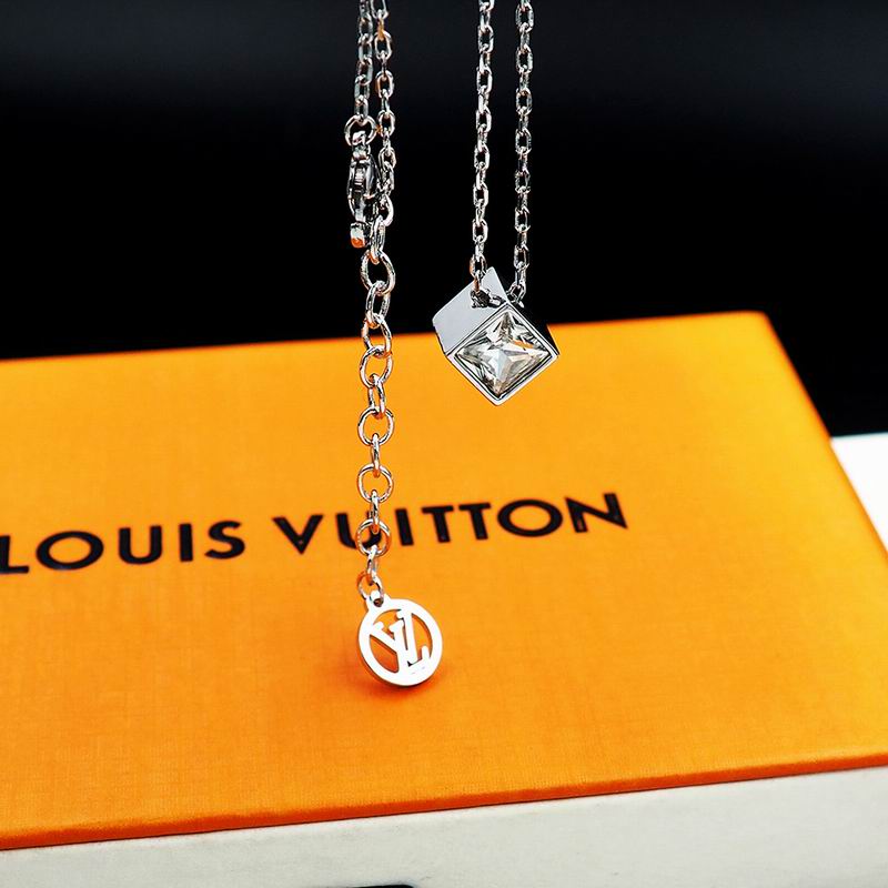 LV Necklace 04yxs292 (7)