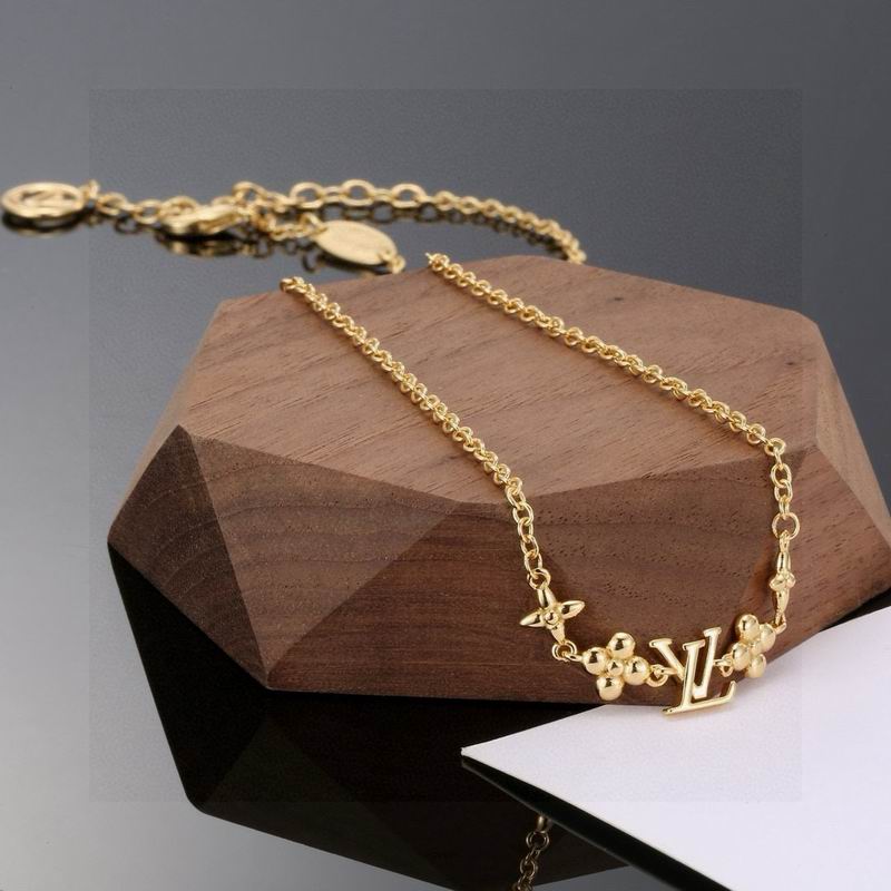 LV Necklace 04yxs294 (5)