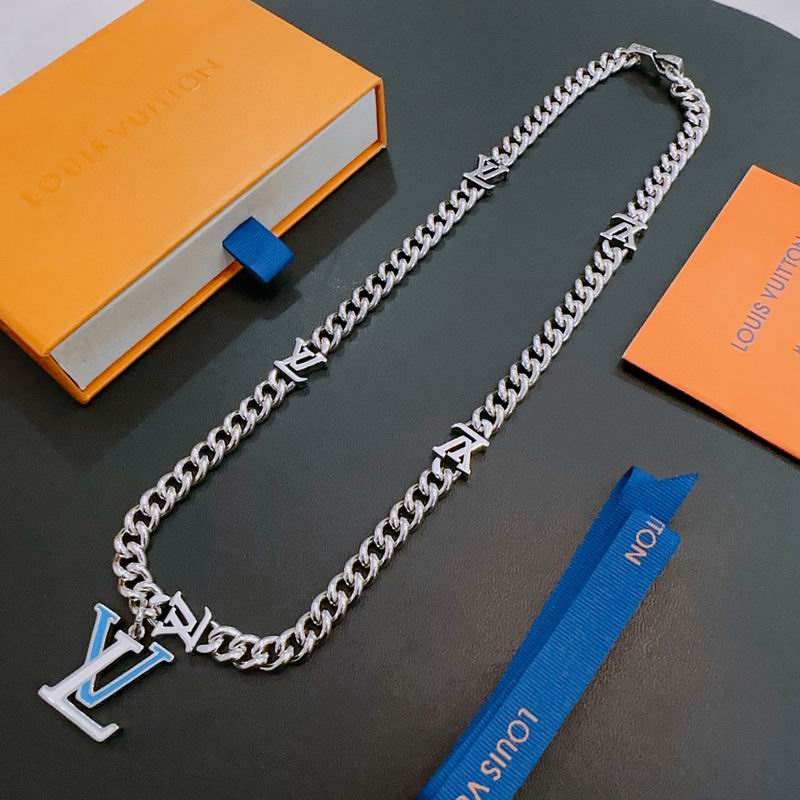 LV Necklace 04yxs303 (3)