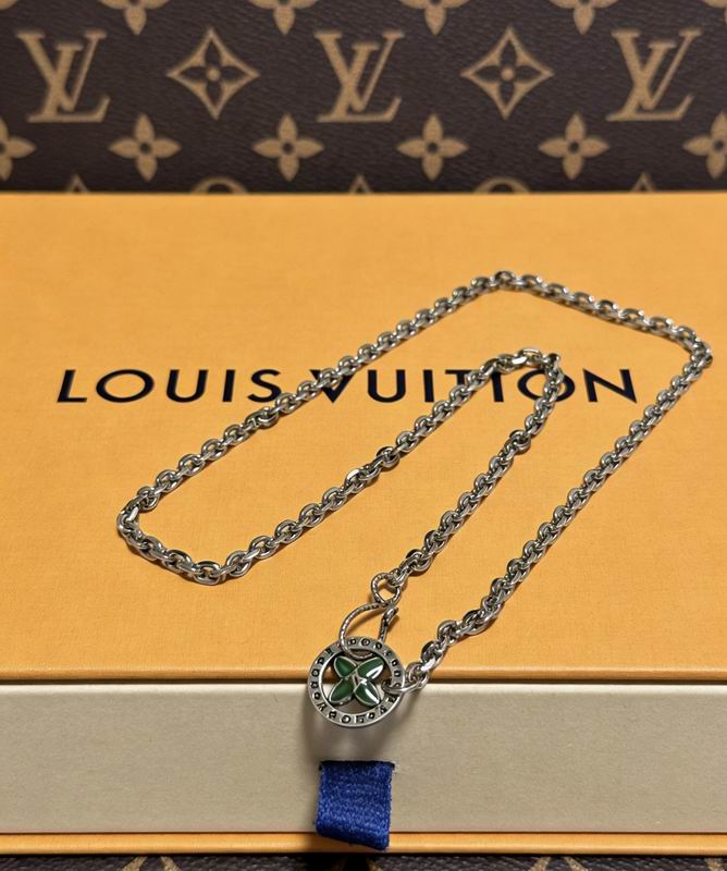LV Necklace 04yxs324 (7)