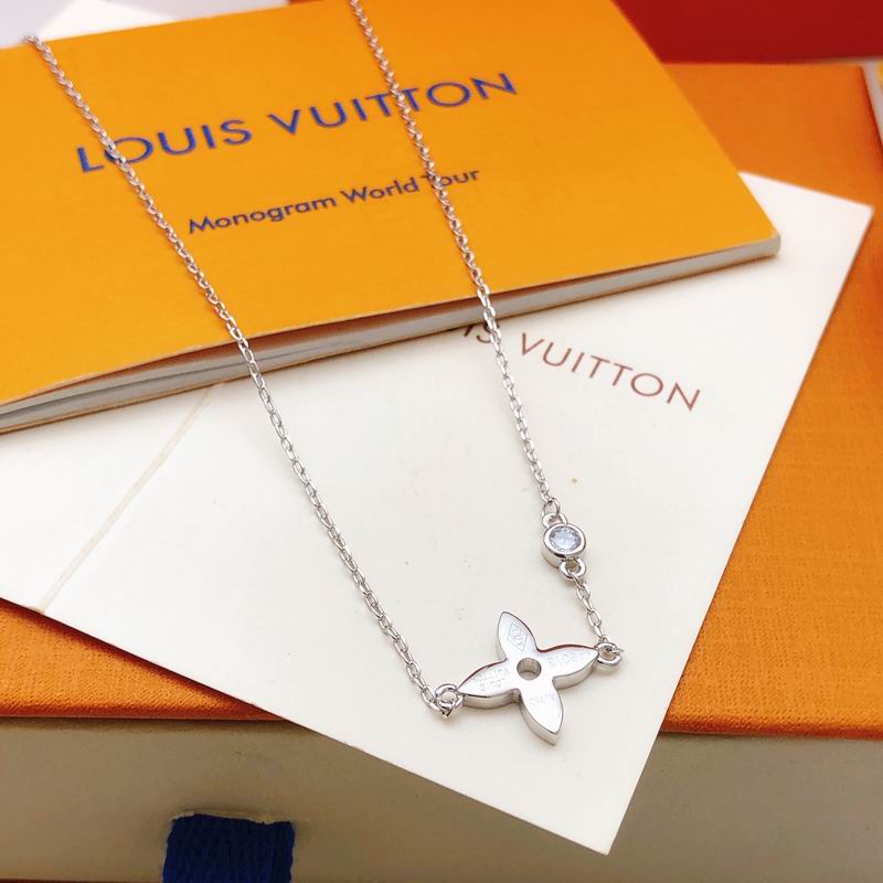 LV Necklace 04yxs328 (15)