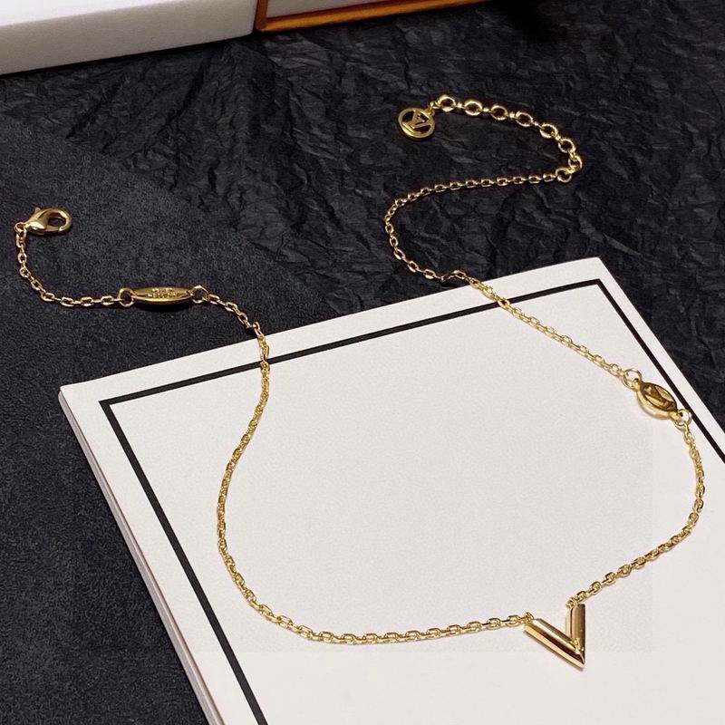 LV Necklace 04yxs330 (6)