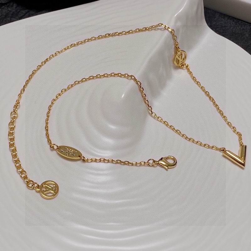 LV Necklace 04yxs330 (8)