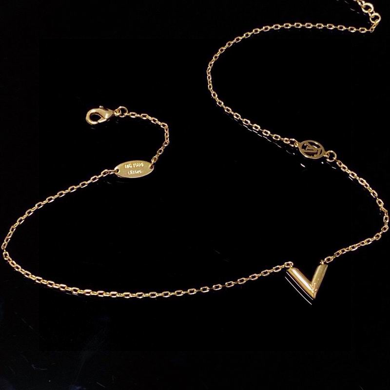 LV Necklace 04yxs330 (9)