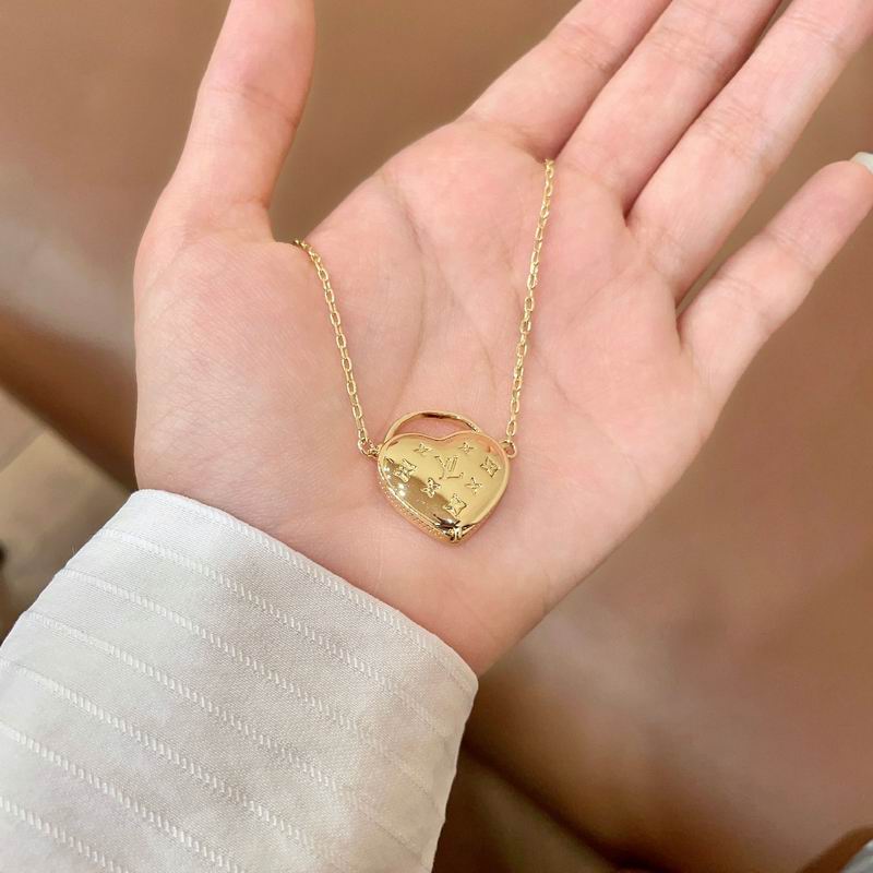 LV Necklace 04yxs331 (4)