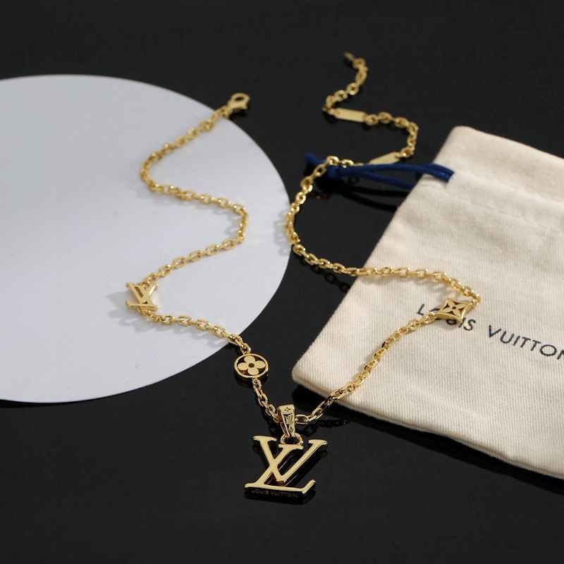 LV Necklace 04yxs337 (2)