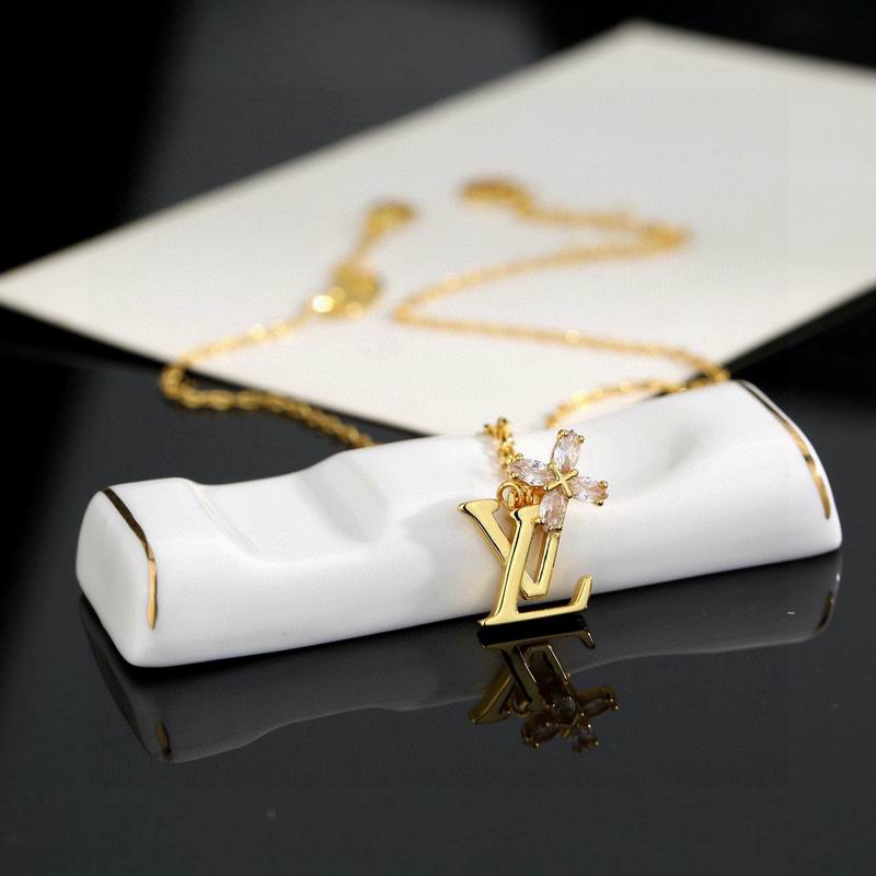 LV Necklace 04yxs338 (4)