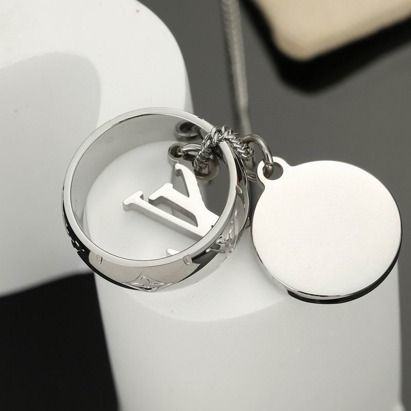 LV Necklace 04yxs339 (3)