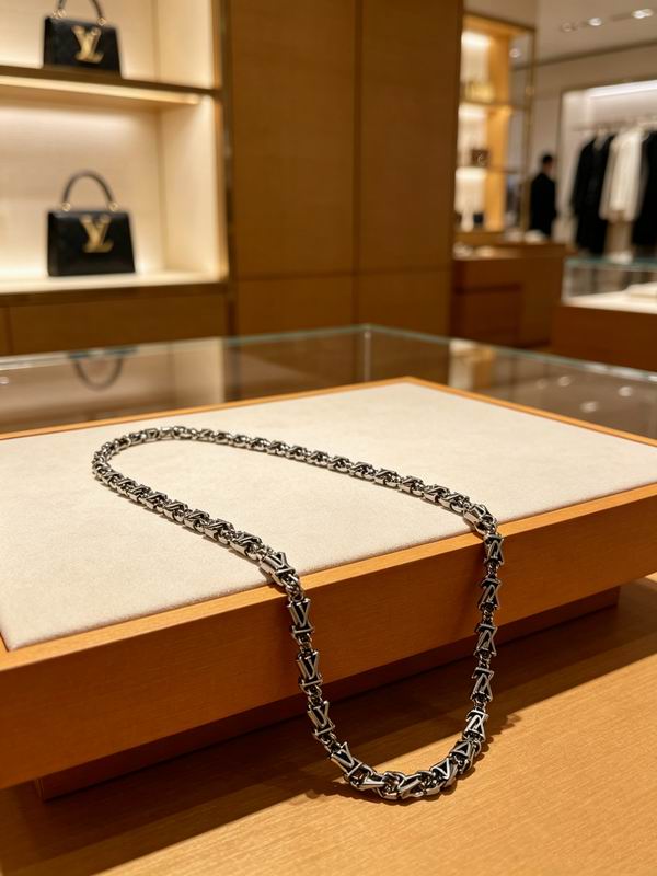 LV Necklace 04yxs348 (6)