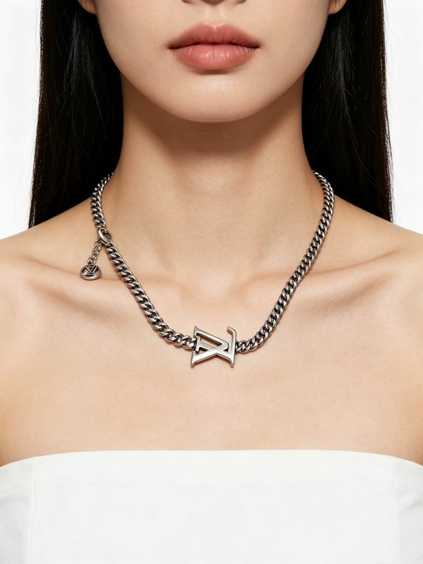 LV Necklace 04yxs351 (4)
