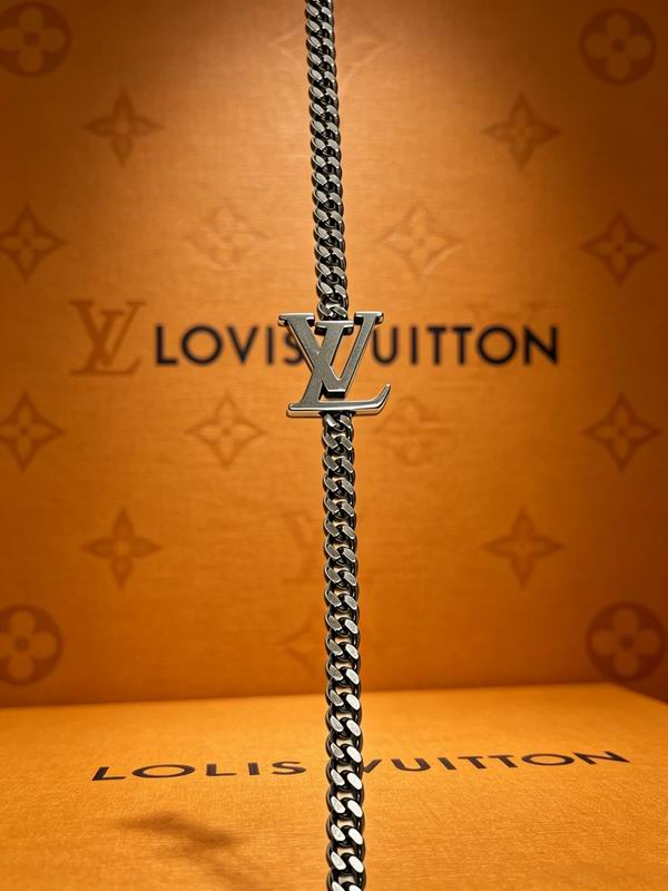 LV Necklace 04yxs351 (7)
